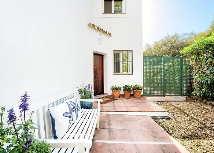 Будинок відпочинку Gem Of Guadalmina Alta Марбелья